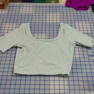 Lululemon Athletica Cream Fitted Crop Blouse